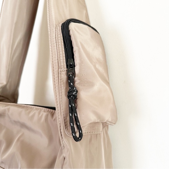 Free People FP Movement Parlay Puffer Carryall - Picture 9 of 11